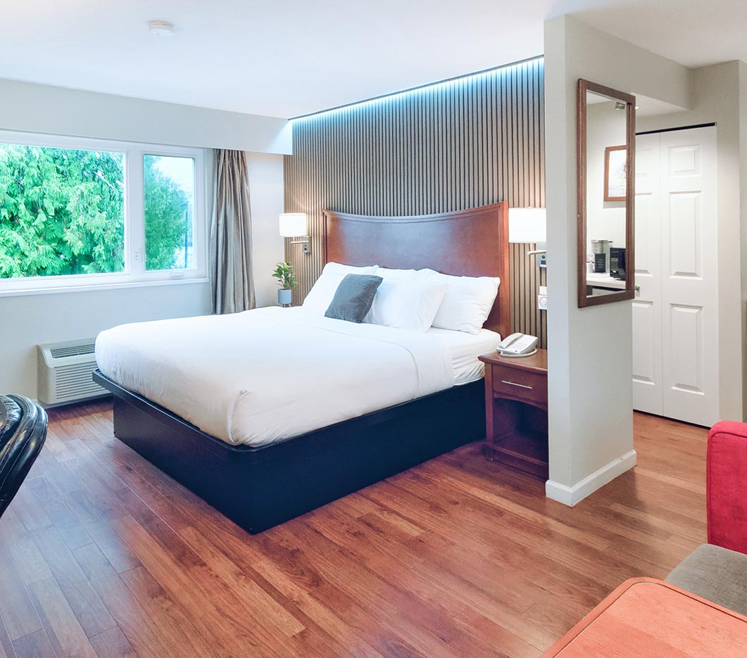 Standard King Room (3)