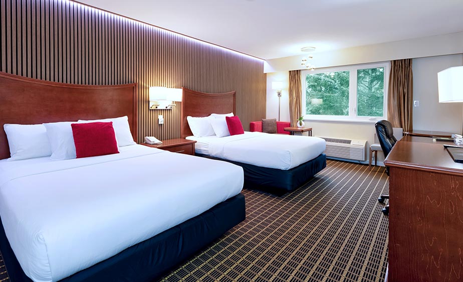 Standard Double Queen Room (1)