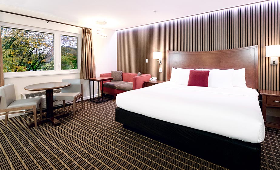 Standard King Room (6)