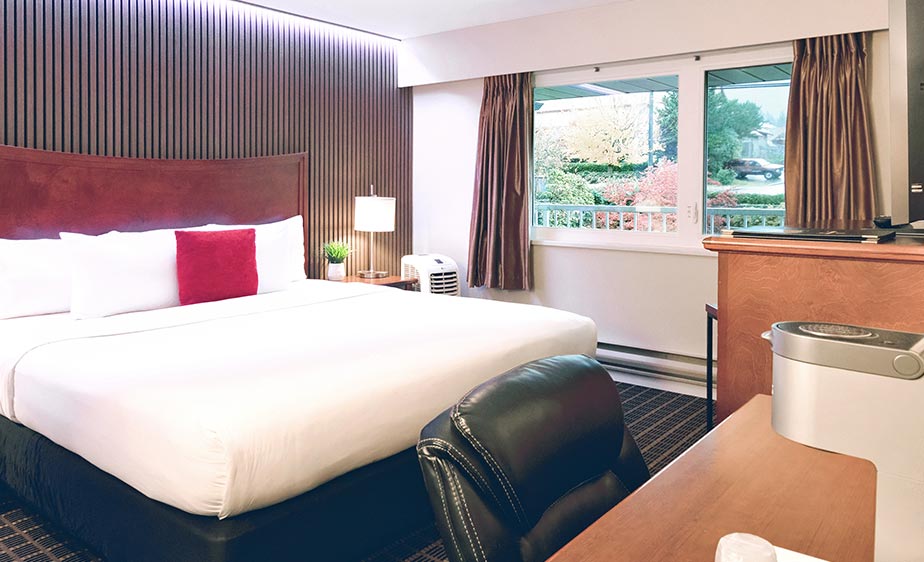 Standard King Room (9)